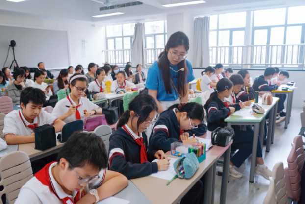公平的基础教育系统让孩子在各个