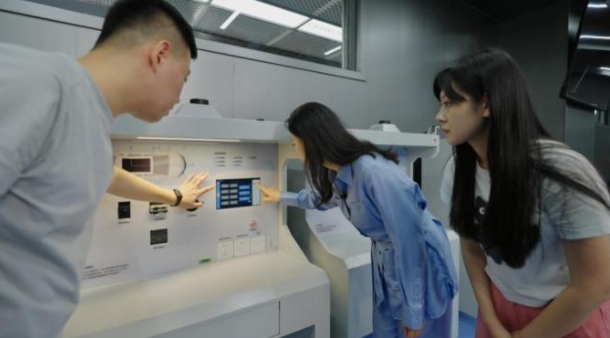 学的内容融入到工业学生不是一个