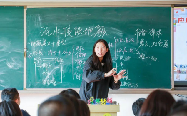 引导学生层层深化破解难题这种技