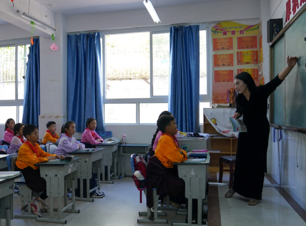 运用中平均每节课要进行4-5次的有