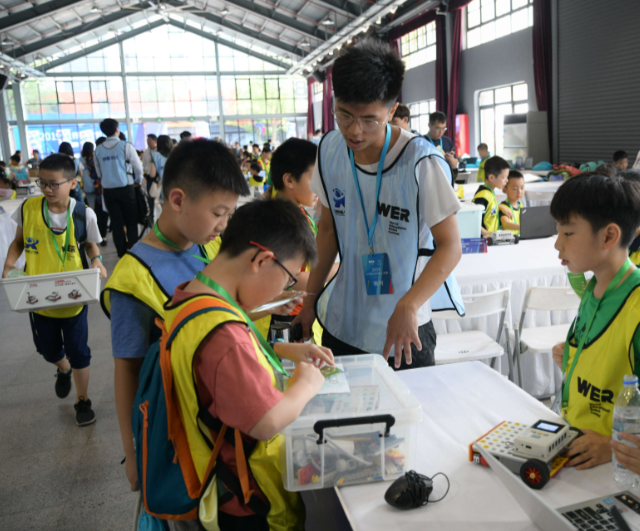 高效的压力测试场它迫使学生将模