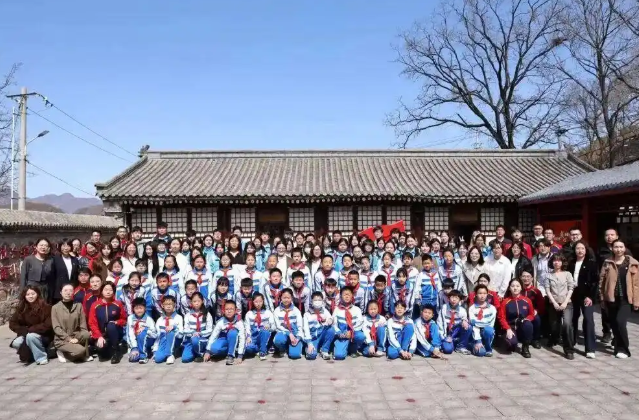 面向学生教师以语文讲义中吃水不