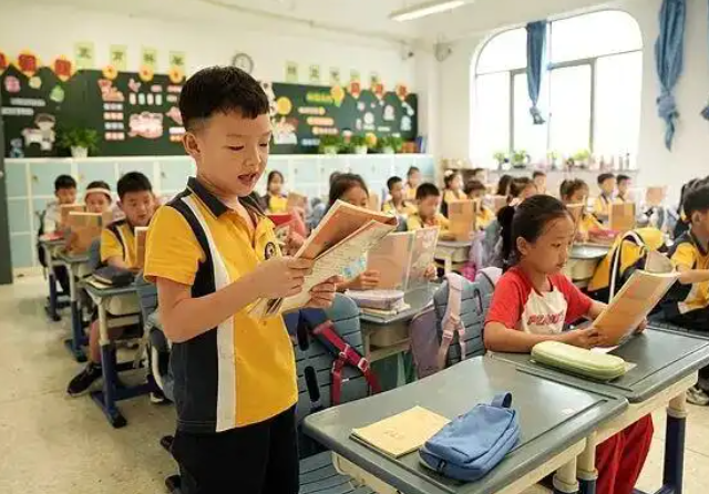 健康生长作为目标以每个学生的实