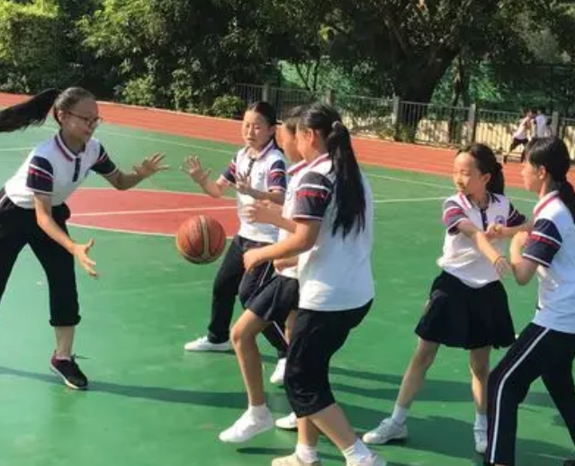 体育教师怎样安排他们体育活动他
